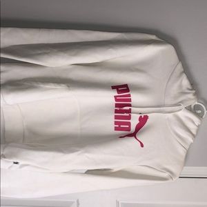 Women’s Puma Sweatshirt